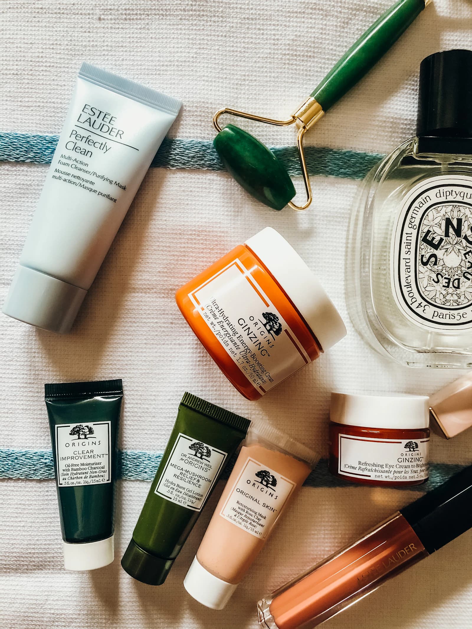 SŌMA Formulations — Beauty & Commerce / Cuidado Celular
